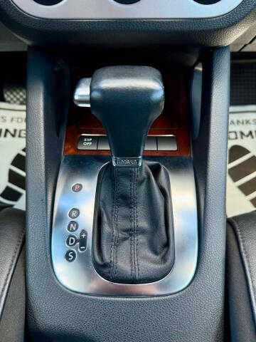 2009 Volkswagen Eos Lux