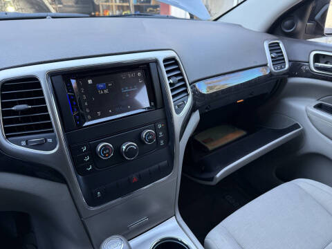 2011 Jeep Grand Cherokee Laredo