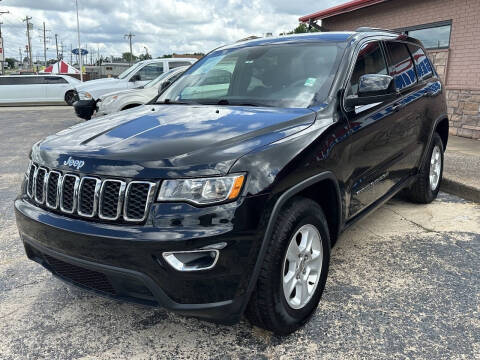 2017 Jeep Grand Cherokee Laredo