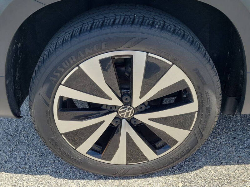 2022 Volkswagen Taos SE