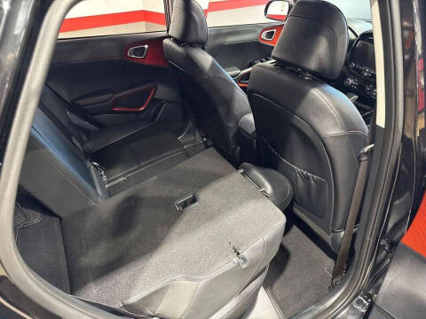 2023 Kia Soul GT-Line