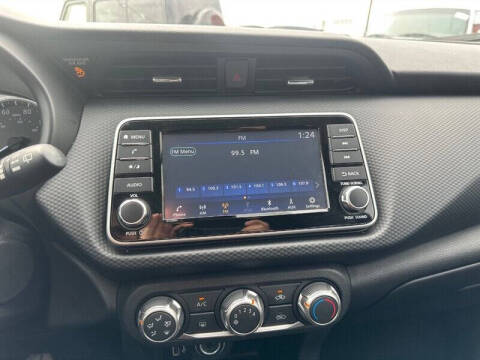 2024 Nissan Kicks S