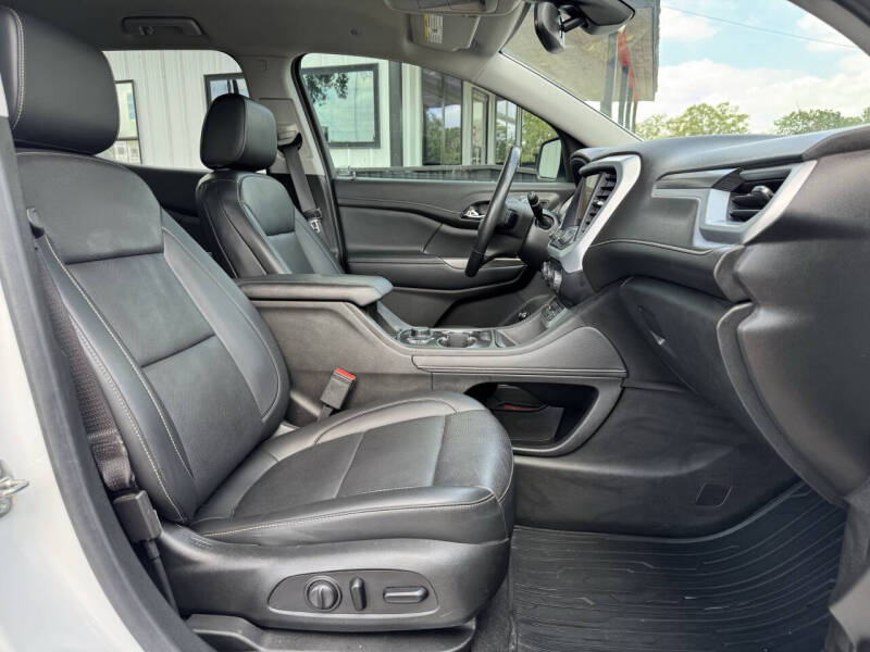 2021 GMC Acadia SLT