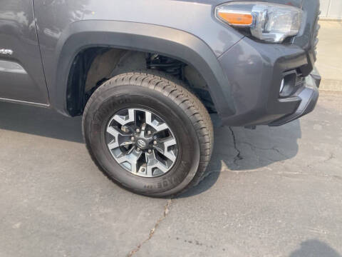 2023 Toyota Tacoma TRD Off-Road