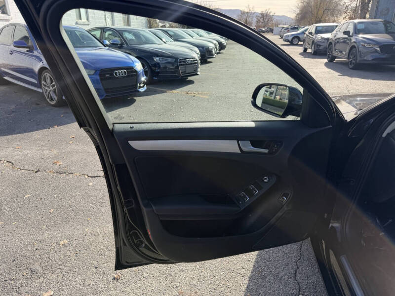 2014 Audi A4 2.0T quattro Premium