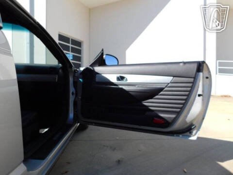 2005 Ford Thunderbird Deluxe