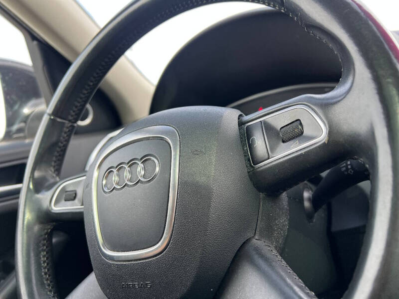 2012 Audi Q5 2.0T quattro Premium Plus