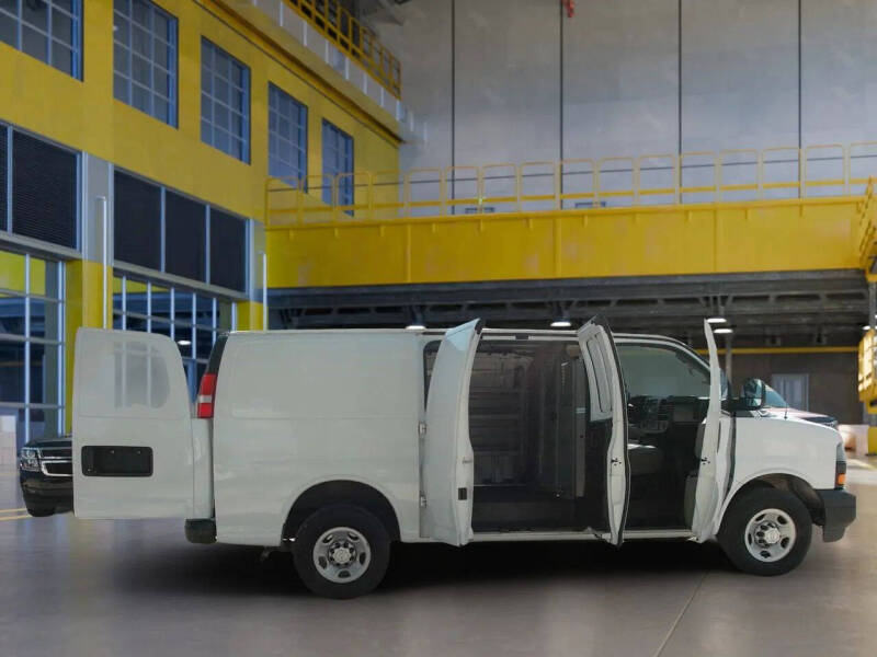 2020 Chevrolet Express 2500