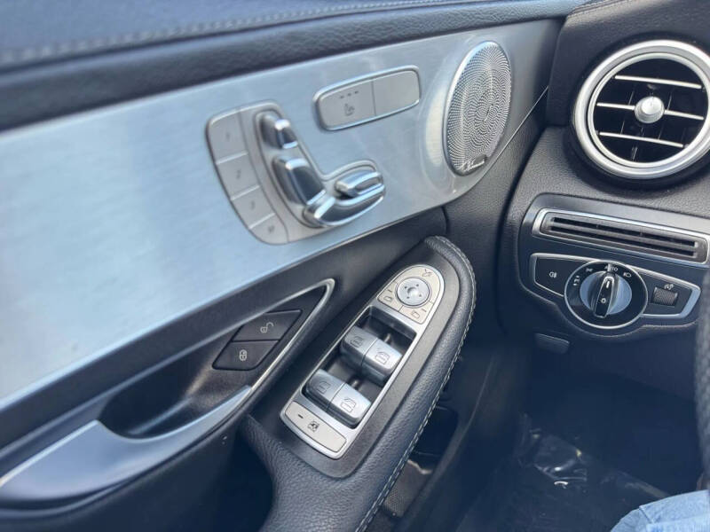 2016 Mercedes-Benz C-Class