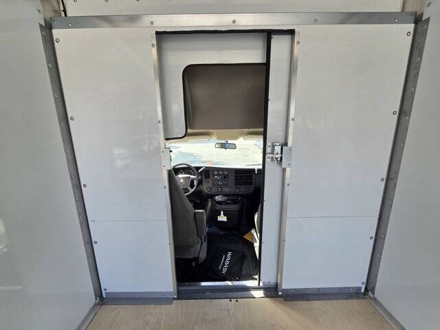 2024 Chevrolet Express 3500