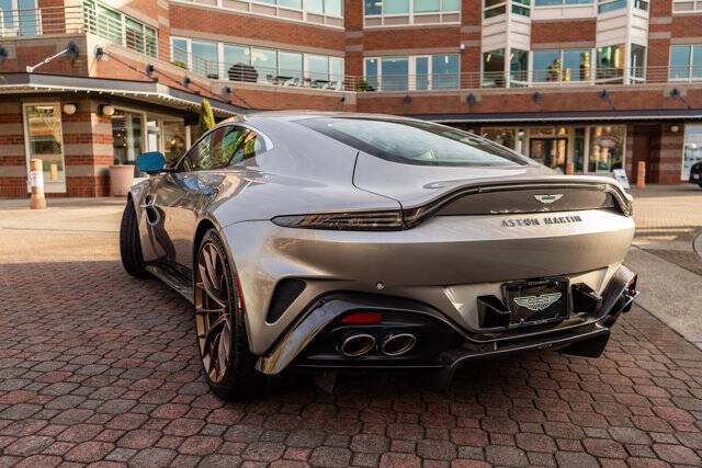 2025 Aston Martin Vantage