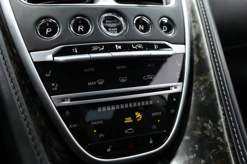 2018 Aston Martin DB11 V12