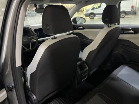 2025 Volkswagen Taos S