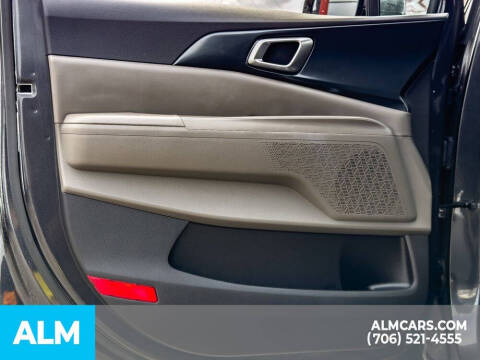 2025 Kia Carnival LXS