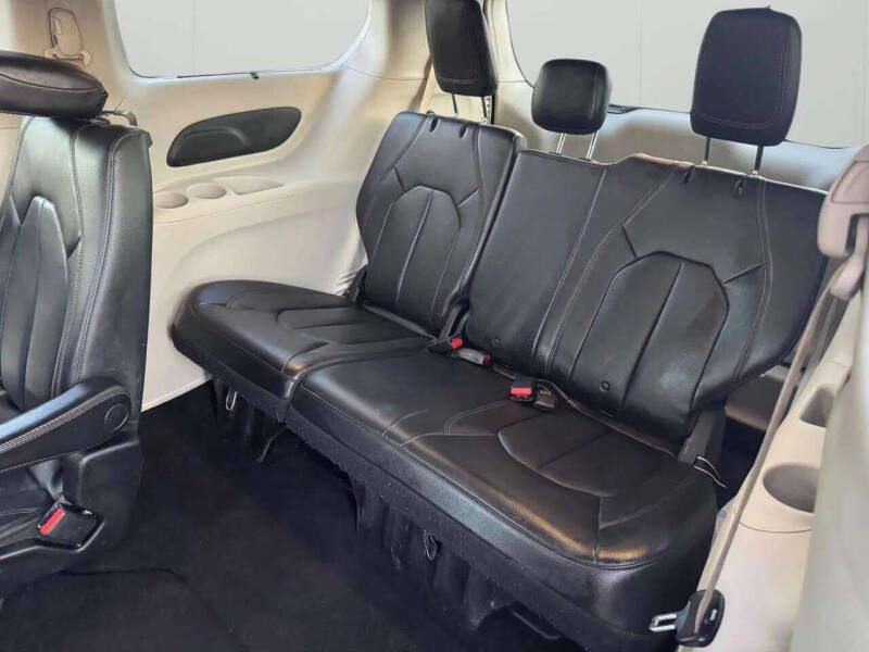 2018 Chrysler Pacifica Touring L
