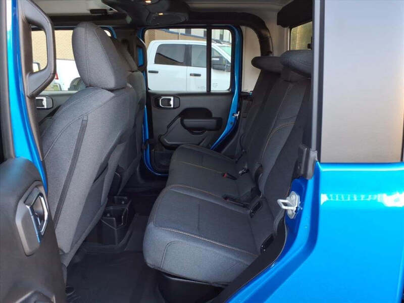 2025 Jeep Gladiator Willys