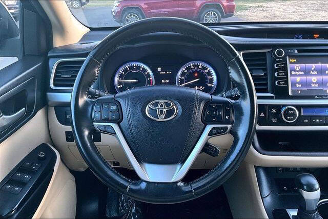 2017 Toyota Highlander XLE