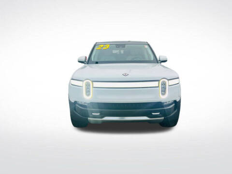 2023 Rivian R1S Adventure