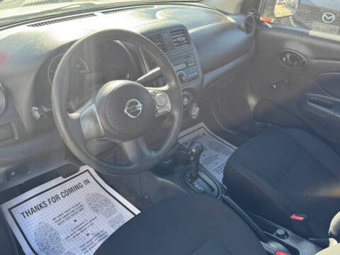 2012 Nissan Versa 1.6 SL