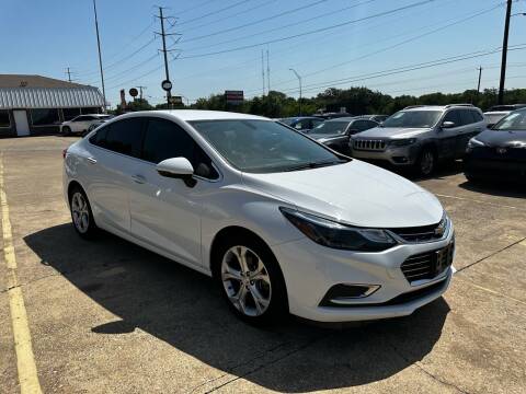 2017 Chevrolet Cruze for sale at International Auto Sales in Garland TX