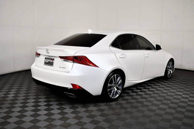 2020 Lexus IS 300