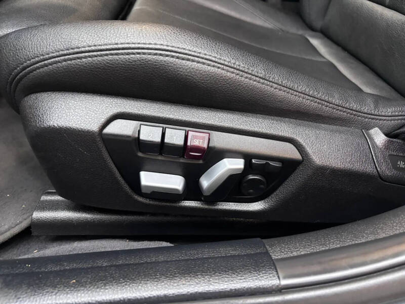 2017 BMW 3 Series 330i xDrive