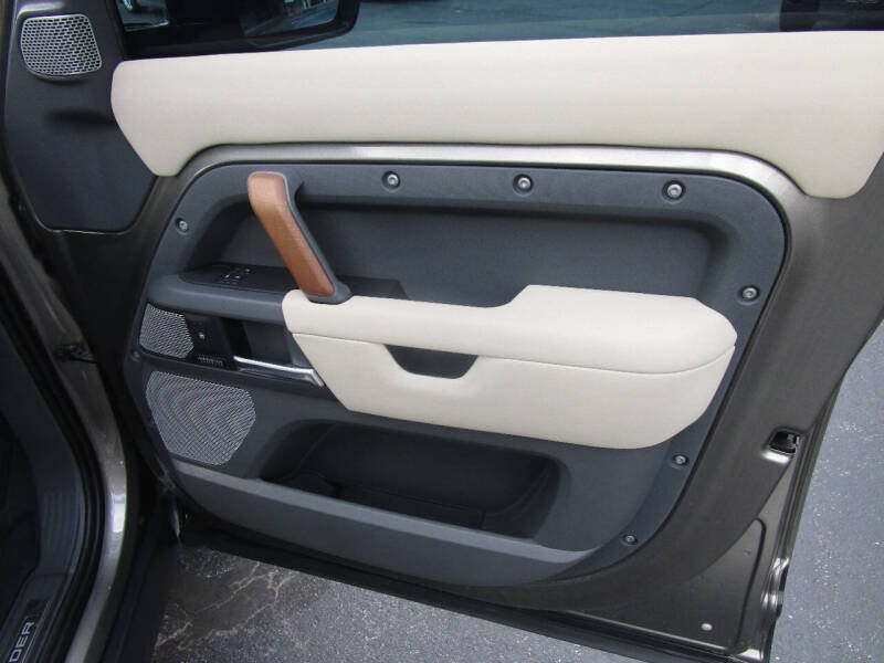 2023 Land Rover Defender 130 X