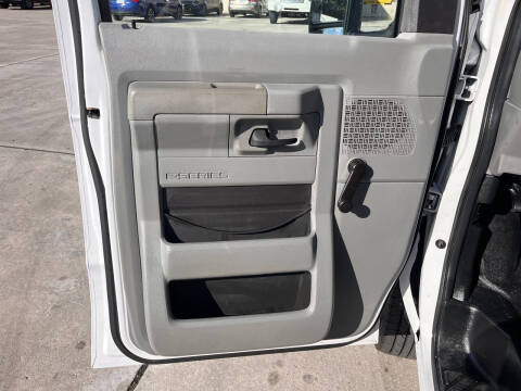 2014 Ford E-Series E-250