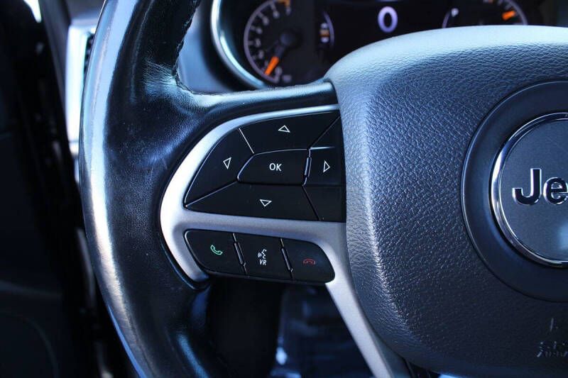 2019 Jeep Grand Cherokee Laredo E