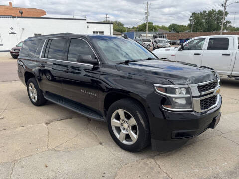 2017 Chevrolet Suburban LT