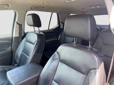 2021 Chevrolet Traverse LT Leather