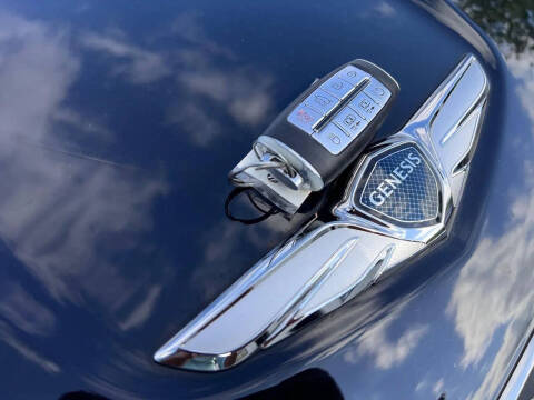2023 Genesis Electrified GV70