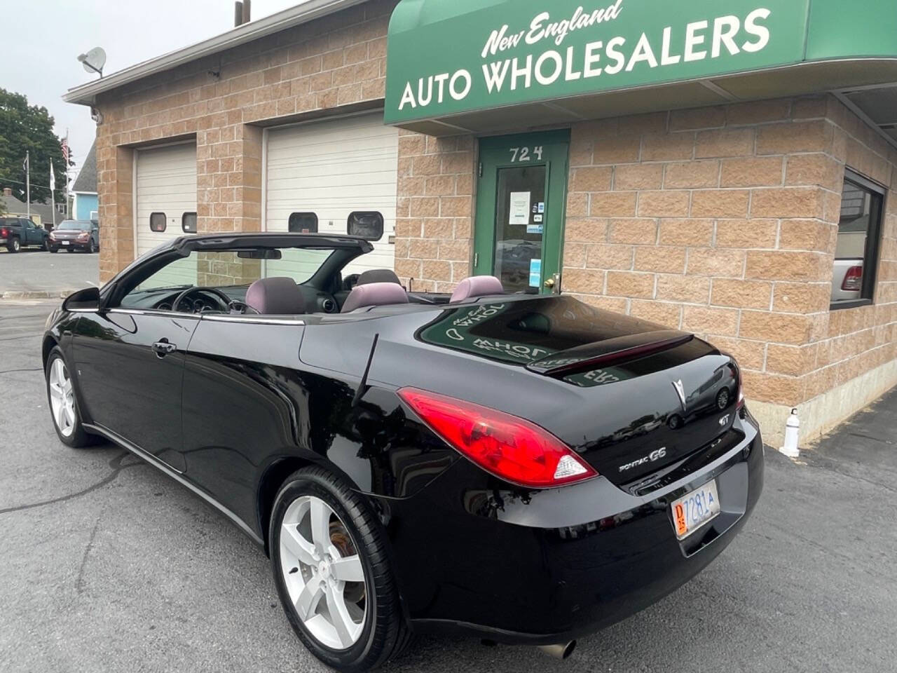 2007 Pontiac G6 for sale at New England Wholesalers in Springfield, MA