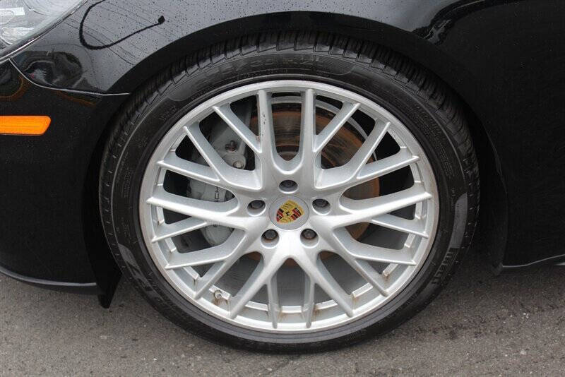 2018 Porsche Panamera 4S