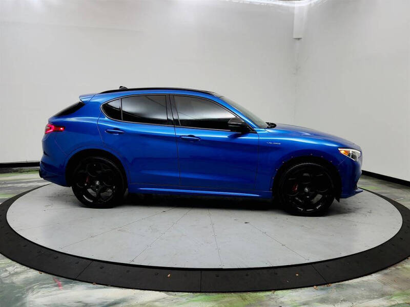 2022 Alfa Romeo Stelvio Ti
