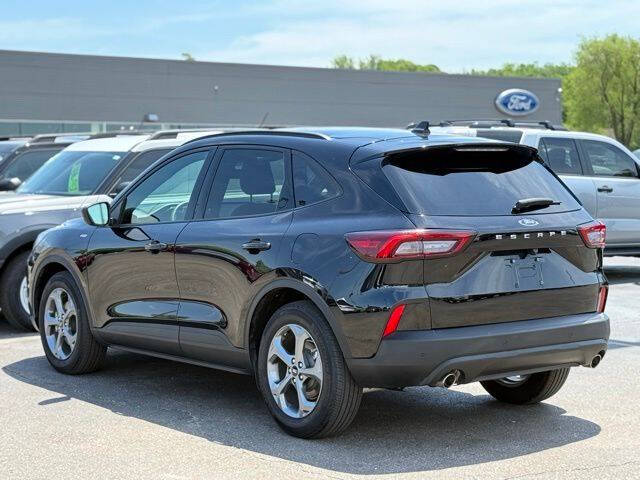 2025 Ford Escape Hybrid ST-Line