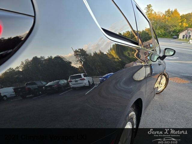 2021 Chrysler Voyager LXi