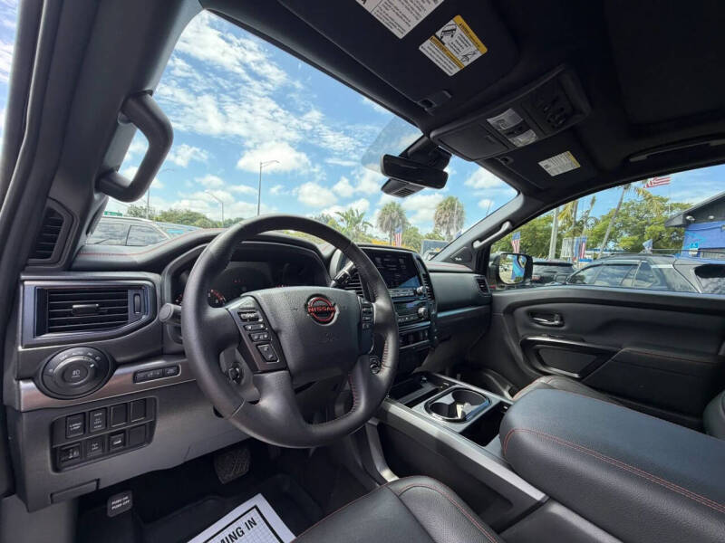 2024 Nissan Titan
