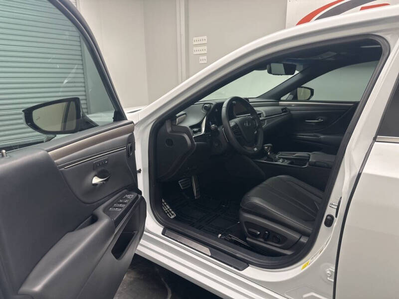 2021 Lexus ES 350 F SPORT