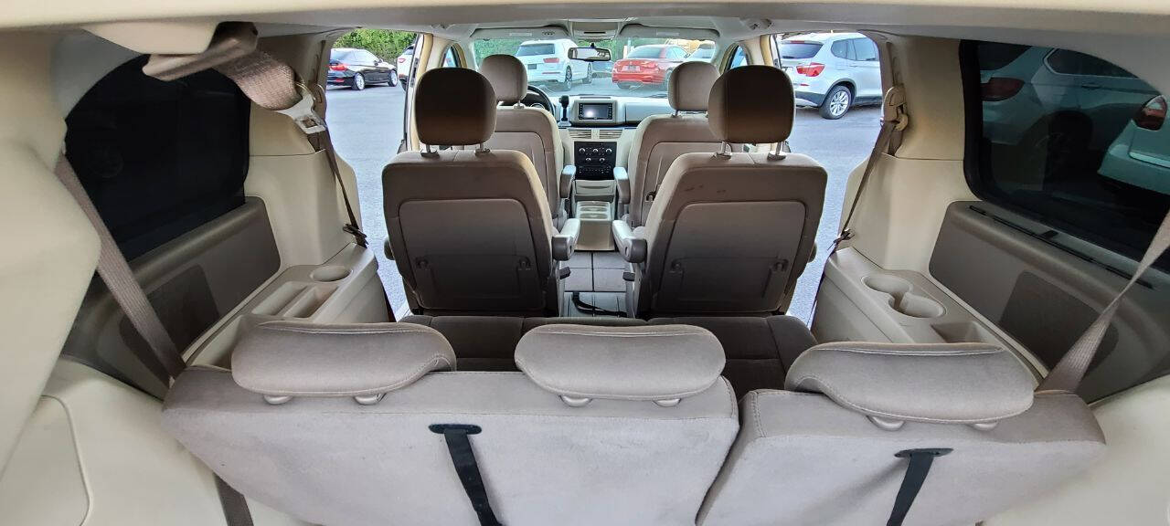 2009 Volkswagen Routan for sale at German Automotive Service & Sales in Knoxville, TN