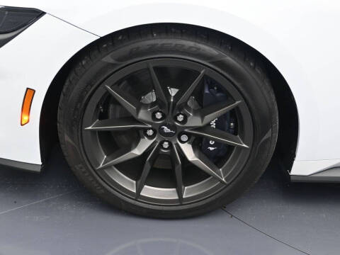 2025 Ford Mustang Dark Horse