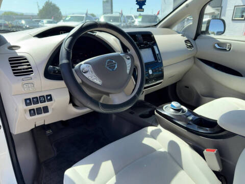 2014 Nissan LEAF