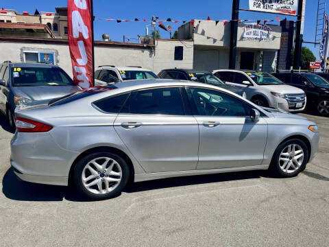 2016 Ford Fusion SE