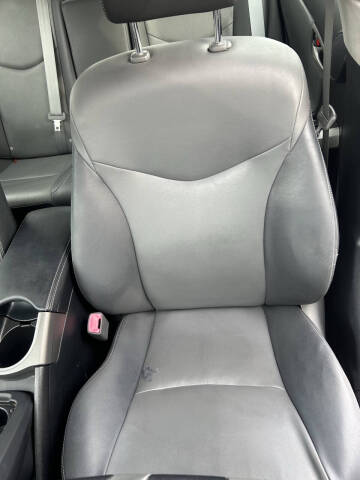 2012 Toyota Prius Four