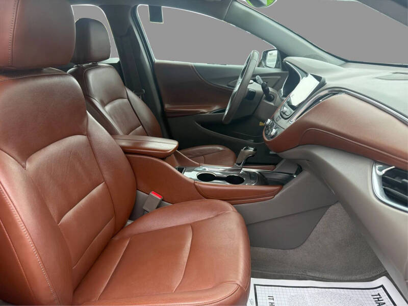 2017 Chevrolet Malibu LT