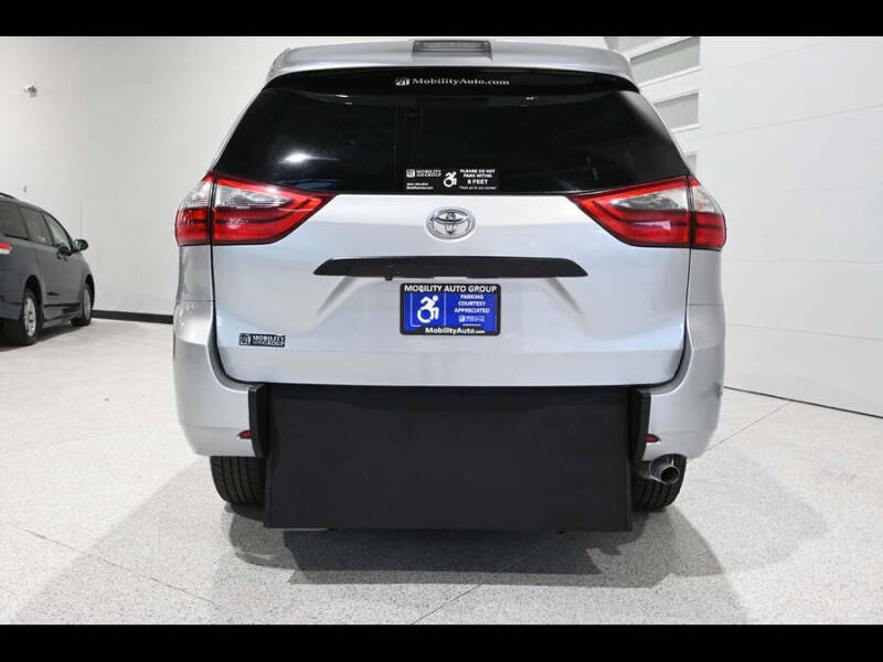 2020 Toyota Sienna L 7-Passenger