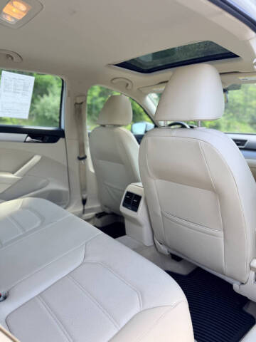 2013 Volkswagen Passat SE PZEV