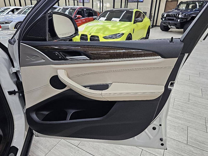 2020 BMW X4 xDrive30i