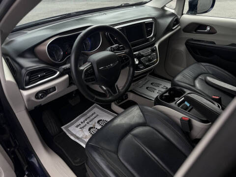 2019 Chrysler Pacifica Touring L
