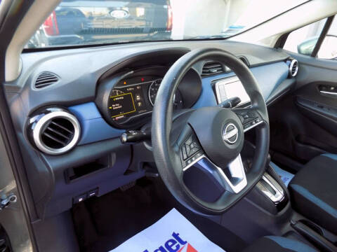 2023 Nissan Versa SV